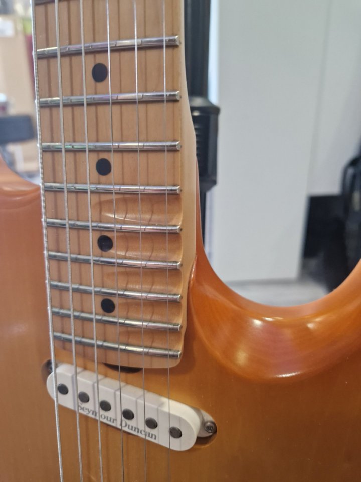 Guitarras a 799€ con envío incluido. de segunda mano · Foto 4 de 10 · Navarra · 799 €
