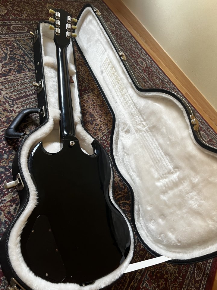 Gibson SG Standard 2008 Ebony de segunda mano · Foto 4 de 4 · Barcelona · 1425 €