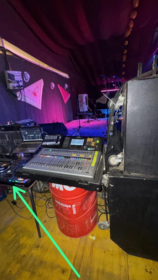 Mesa digital Yamaha Tf3