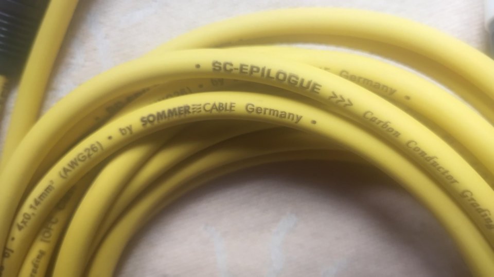 Pareja de cables de audio profesional Sommer Cable de segunda mano · Foto 4 de 7 · Zaragoza · 70 €