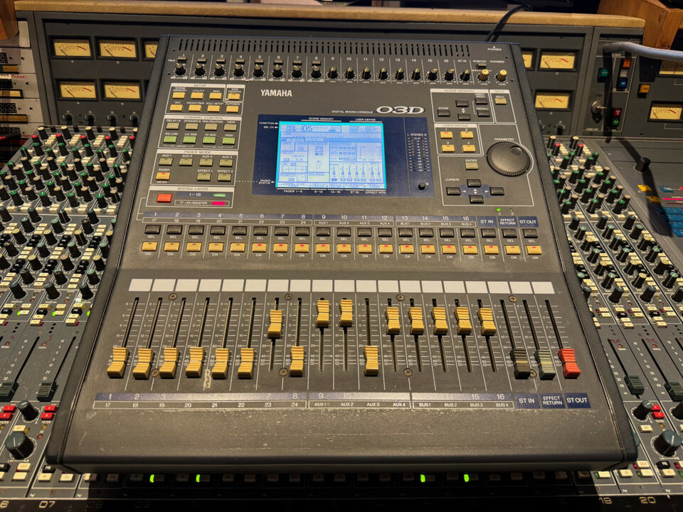 Yamaha 03d con tarjeta digital Adat CD8 AT