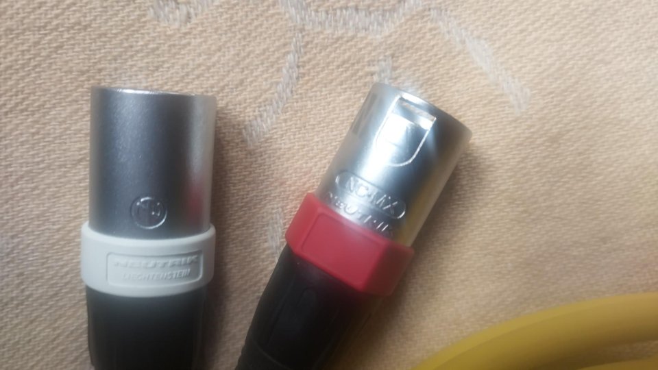 Pareja de cables de audio profesional Sommer Cable de segunda mano · Foto 5 de 7 · Zaragoza · 70 €