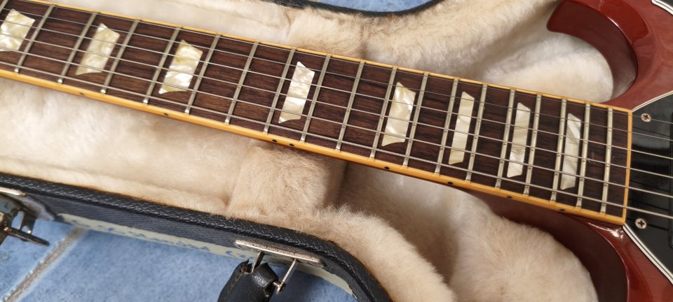 Gibson SG Standard Cherry Vintage Wine 2009 de segunda mano · Foto 8 de 10 · Sevilla · 2000 €
