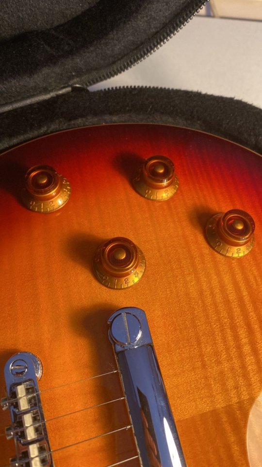 Tokai Love Rock + estuche semirrígido