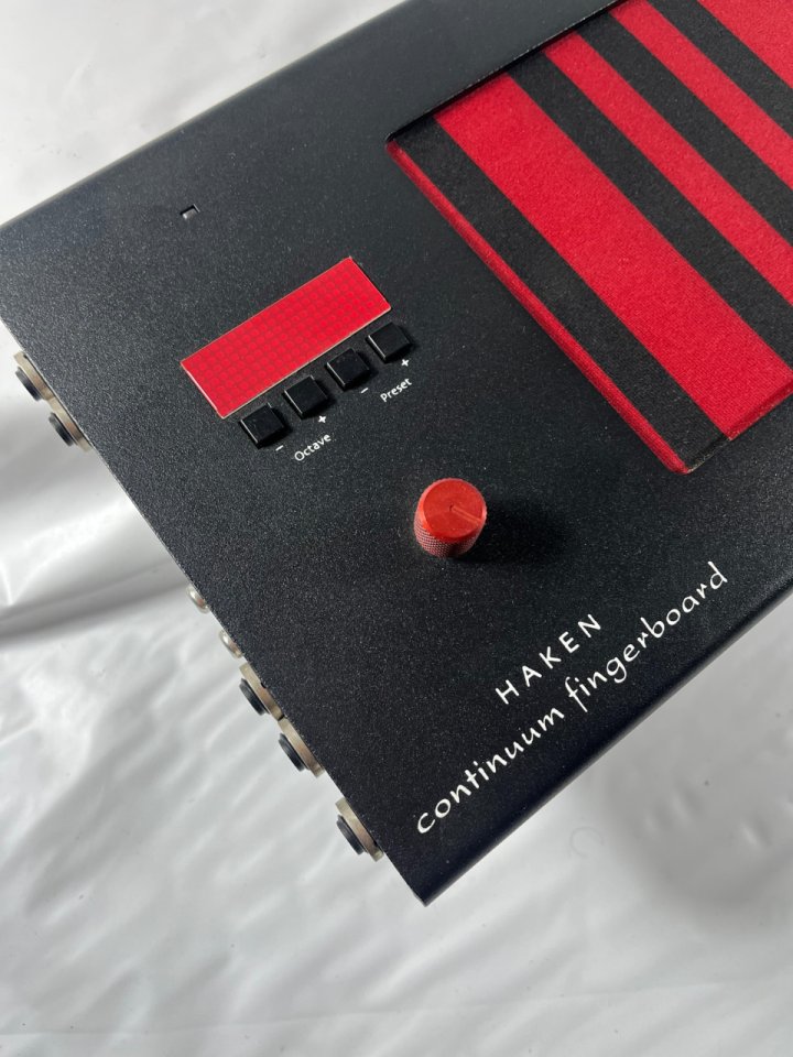 Haken Audio Continuum Slim s46L6x