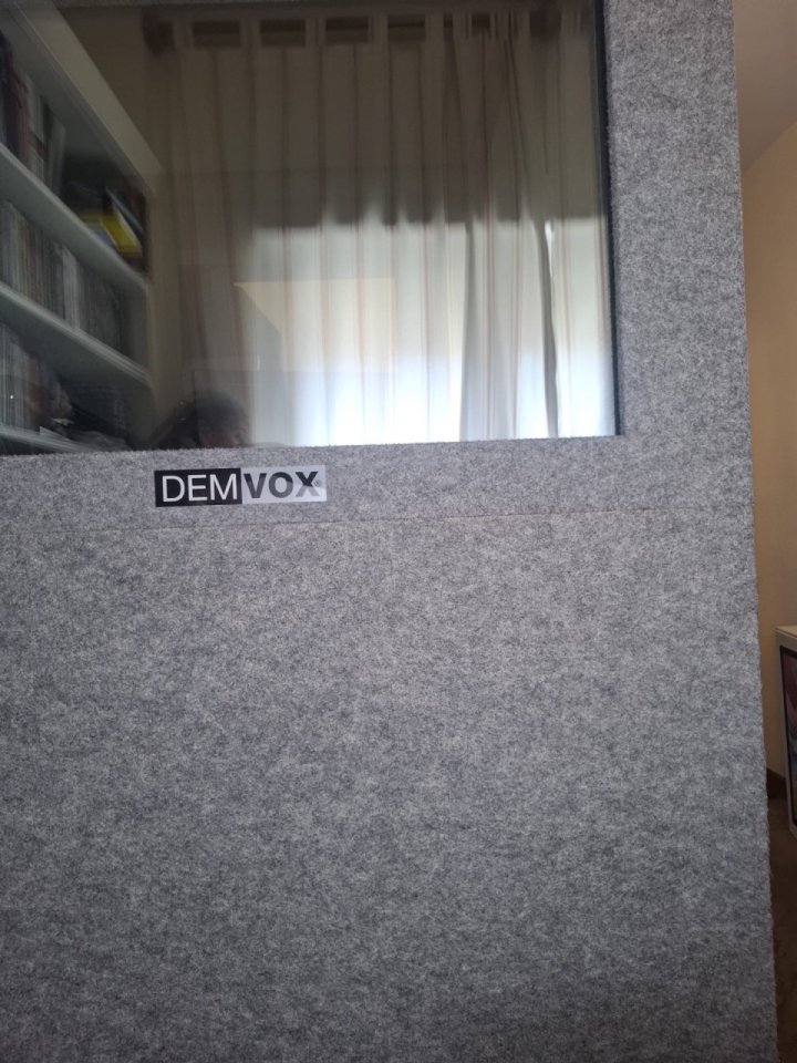 Cabina insonorizada Demvox eco200 de segunda mano · Foto 4 de 5 · Madrid · 2350 €