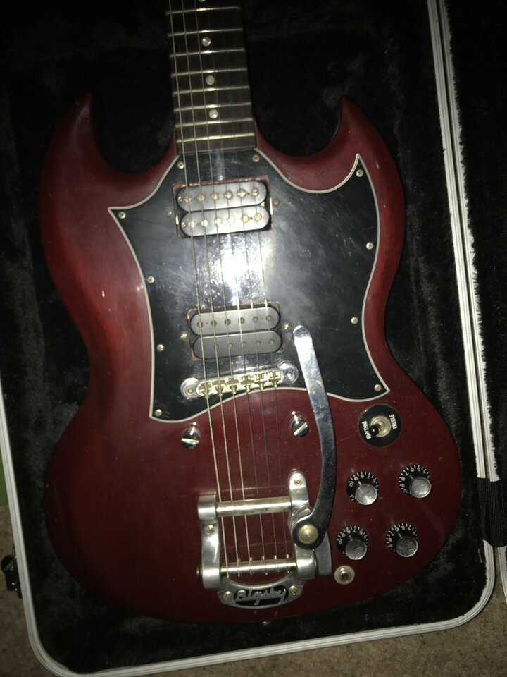 Golpeador NEGRO SG Americana.