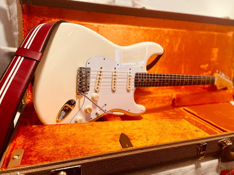 Fender Stratocaster American Vintage 61 2024 (Dimarzio FS-1)