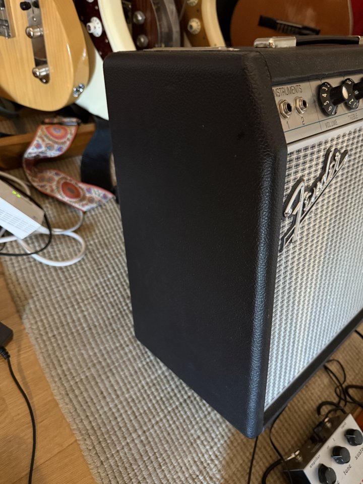 Fender Princeton Reverb Custom 68 /CAMBIOS DENTRO/ de segunda mano · Foto 4 de 5 · Madrid · 1100 €