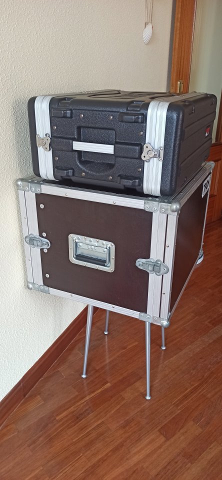 Mueble Rack Gator GR-4L 4u.