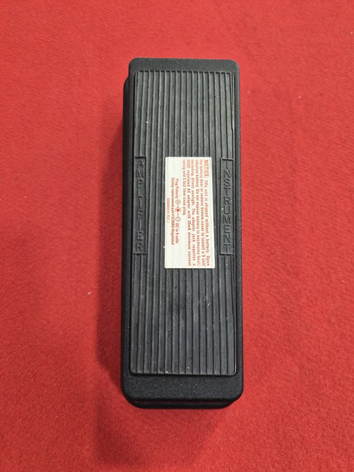 Dunlop GCB95 Cry Baby de segunda mano · Foto 1 de 4 · Girona · 59 €