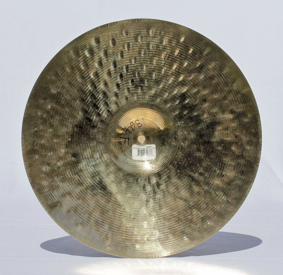 Hi Hat Zildjian Heavy Brilliant 15" (RESERVADO) de segunda mano · Foto 3 de 10 · Segovia · 350 €