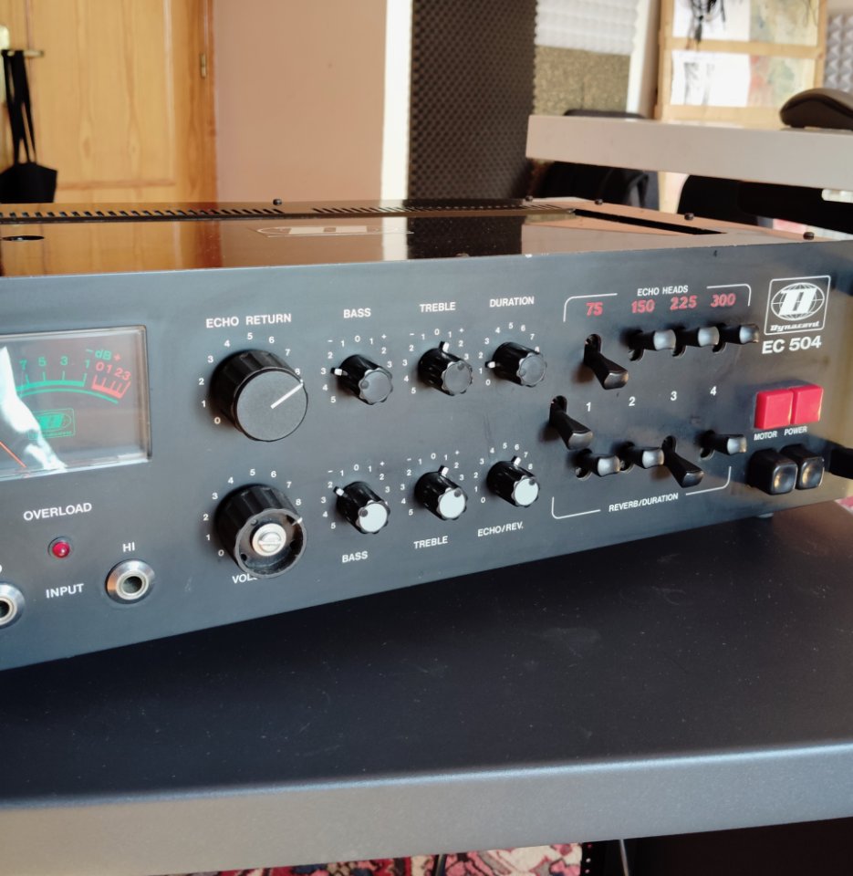 Dynacord E504 Echo y reverb