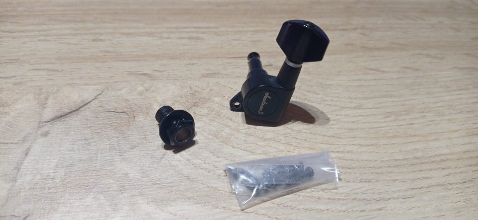 Clavijero de guitarra eléctrica Jackson de segunda mano · Foto 2 de 4 · Madrid · 35 €