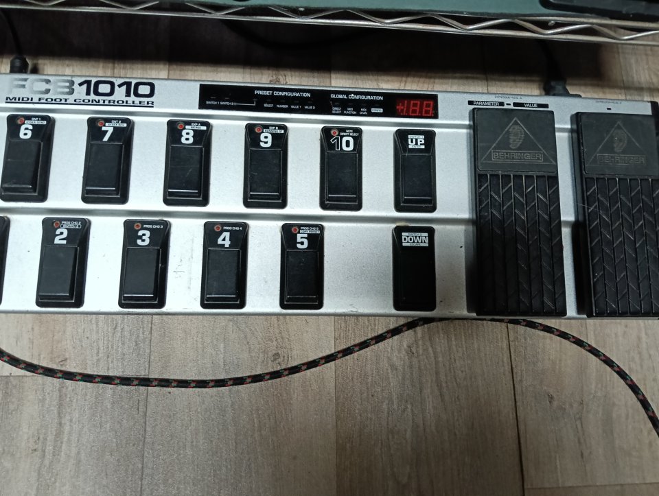 Ristra pedales de segunda mano · Foto 1 de 10 · Barcelona · 100 €