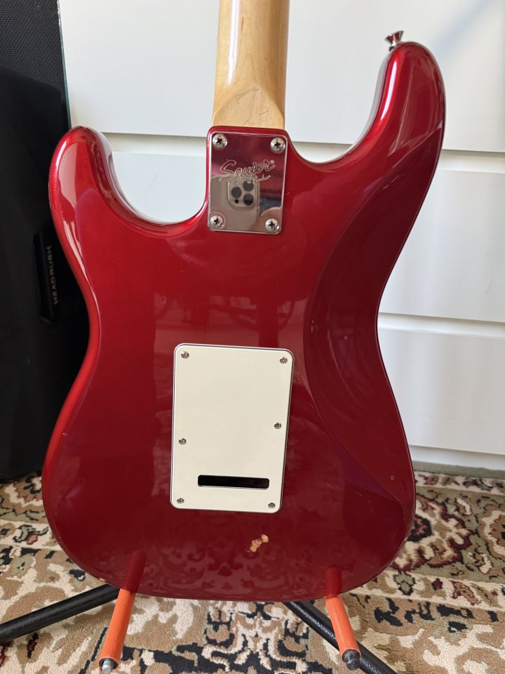 Squier affinity HSS candy Apple red (China)