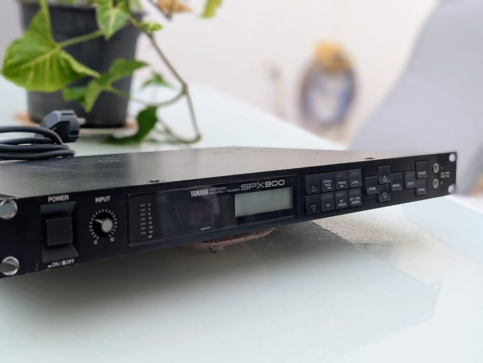 Multiefecto Yamaha SPX900 ¡El legado de los 90's!