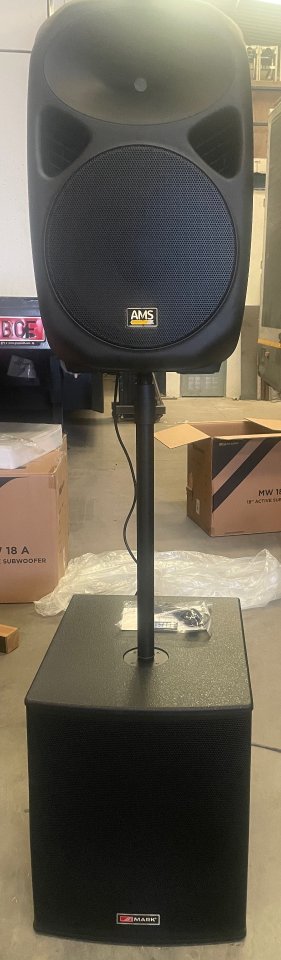 Equipo sonido 2600w de segunda mano · Foto 4 de 10 · Granada · 1099 €