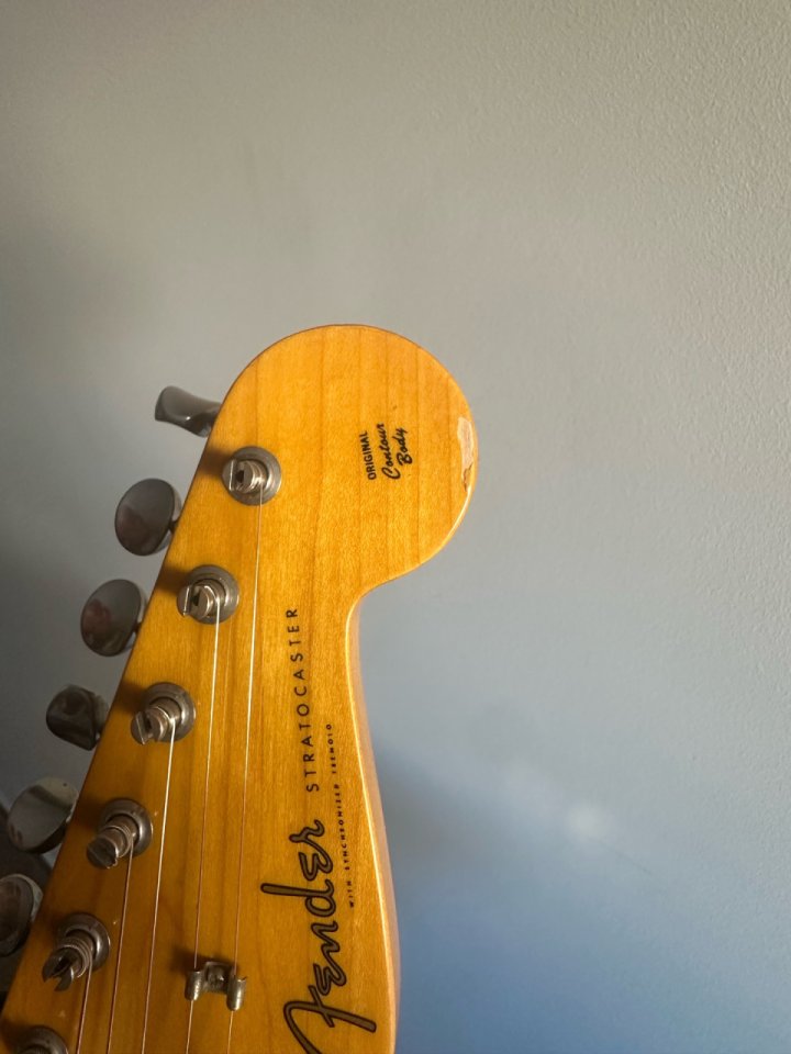 VENDO/CAMBIO Fender Stratocaster 57 made japan modificada de segunda mano · Foto 8 de 9 · Valencia · 890 €