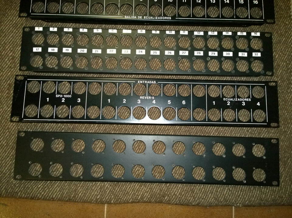 Panel para rack XLR 2U (y 3U)