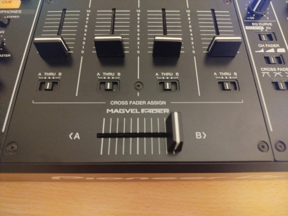 Pioneer djm 900 Nexus 2 de segunda mano · Foto 8 de 10 · Araba · 1500 €