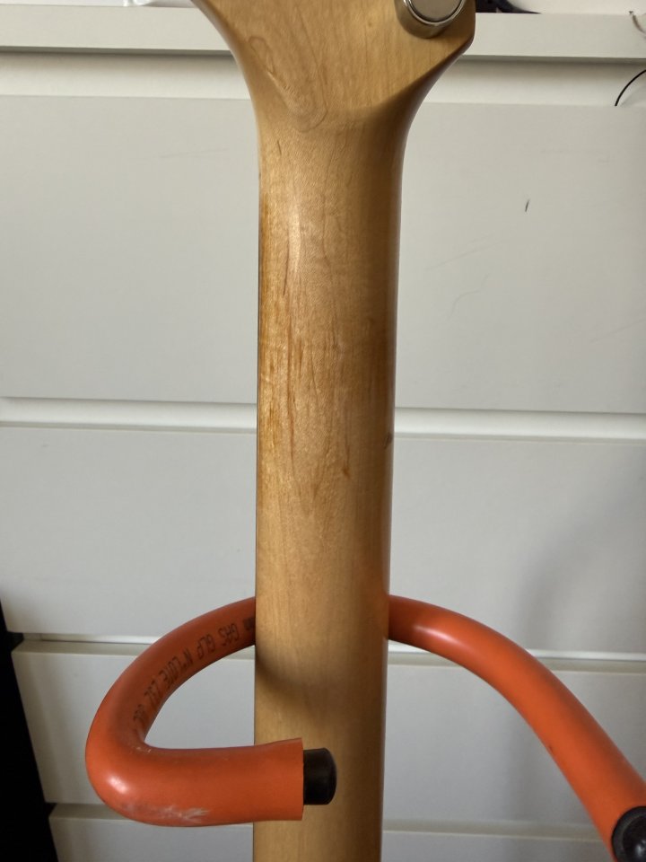 Squier affinity HSS candy Apple red (China)