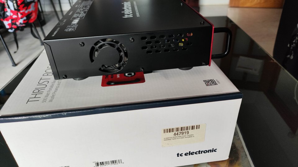 Ampli Tc Electronic BQ 500 de segunda mano · Foto 5 de 6 · Granada · 120 €