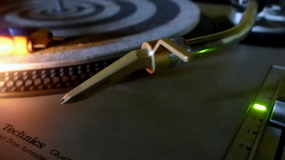 Technics SL1200 MK2 + maletas de transporte + cápsulas Ortofon Concorde de segunda mano · Foto 6 de 10 · Lugo · 1200 €