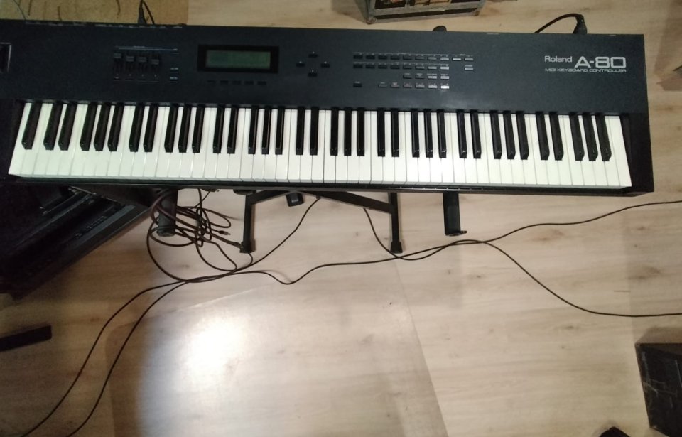ROLAND A-80  Teclado Piano Maestro Controlador