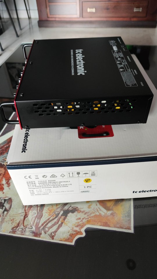 Ampli Tc Electronic BQ 500 de segunda mano · Foto 6 de 6 · Granada · 120 €