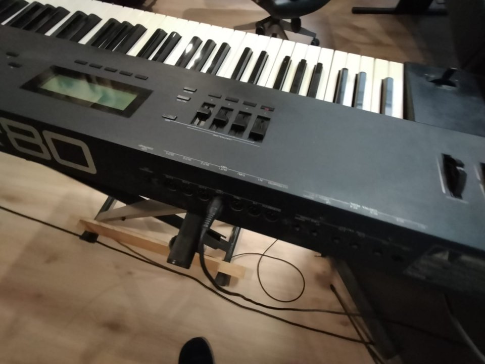 ROLAND A-80  Teclado Piano Maestro Controlador