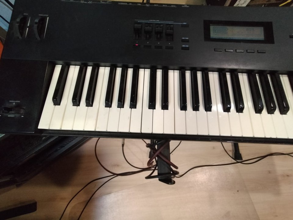 ROLAND A-80  Teclado Piano Maestro Controlador