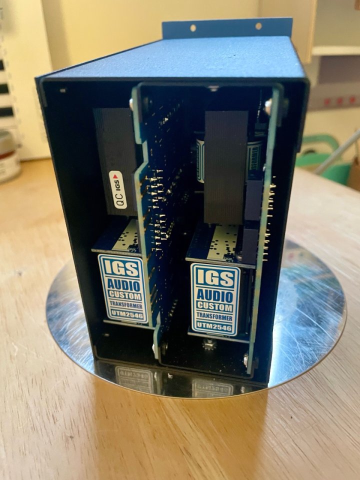 Ecualizador IGS Audio Rubber Bands Mastering EQ