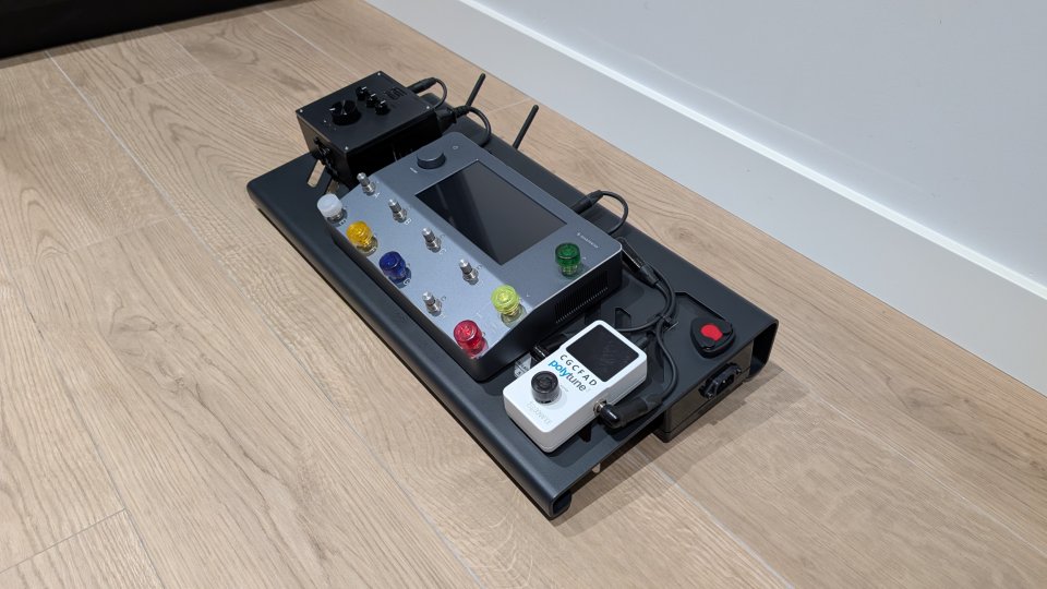 Pedalera Quad Cortex EW-D Power Stage 170 PolyTune 3