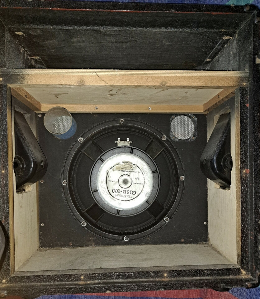 Altavoz Bajo y Guitarra Celestion