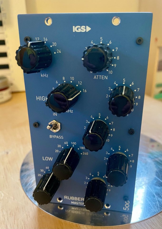 Ecualizador IGS Audio Rubber Bands Mastering EQ