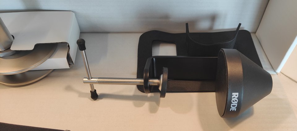 Brazo de micrófono profesional Rode PSA1+ (2026) de segunda mano · Foto 3 de 5 · Araba · 70 €