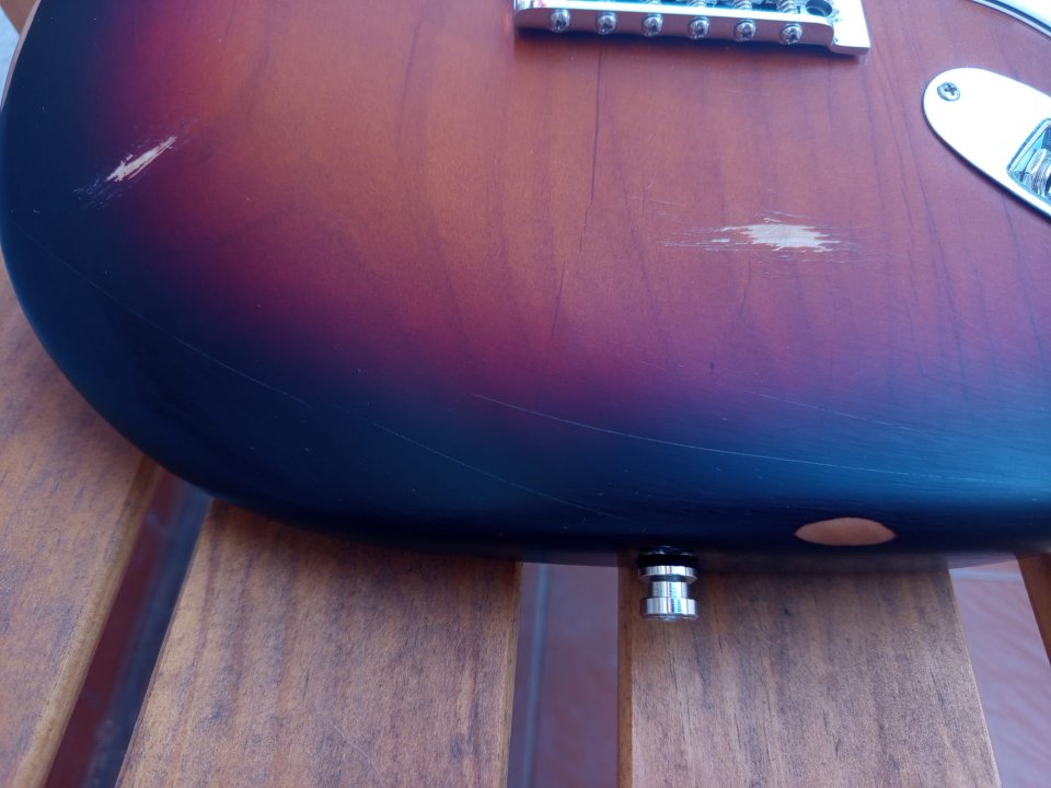Fender stratocaster performer de segunda mano · Foto 9 de 10 · Cáceres · 750 €