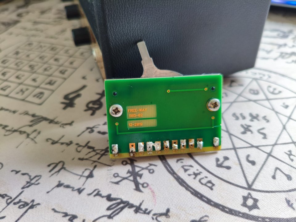 [VENDO] HSH Seymour Duncan (TB-59/SSL-3 RWRP/ '59) + Free-Way Switch 10-way de segunda mano · Foto 3 de 9 · Pontevedra · 235 €