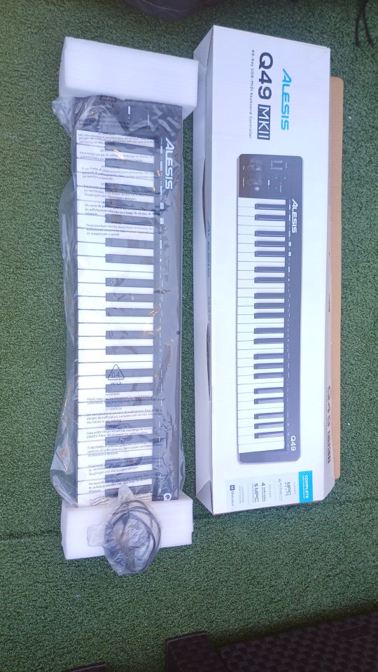 Alesis Q49 MKII de segunda mano · Foto 5 de 5 · Ciudad Real · 45 €