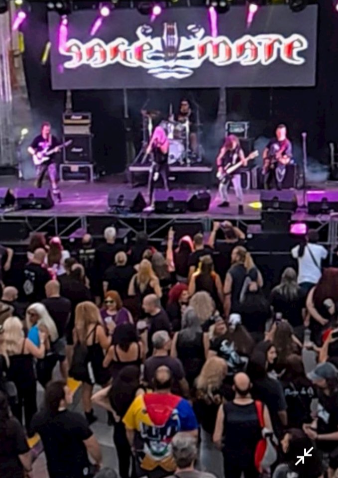 SAKE MATE Busca vocalista