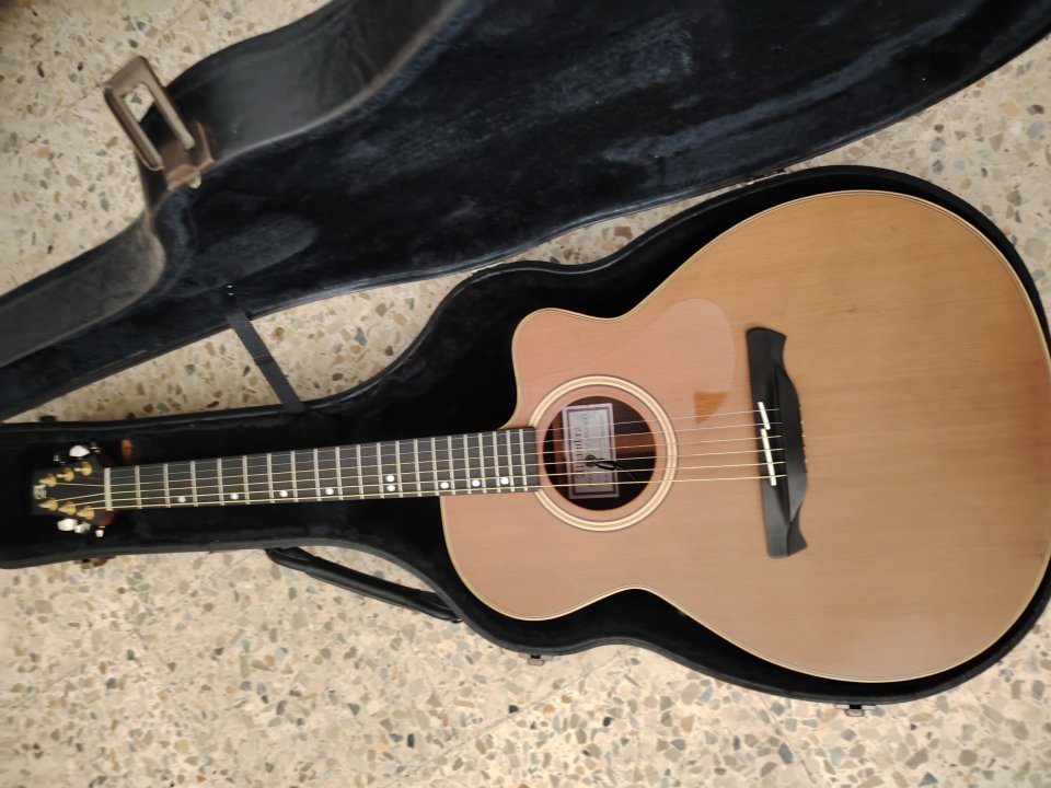 Alhambra A3 CW E5 Cedro con estuche original de segunda mano · Foto 1 de 9 · Madrid · 850 €