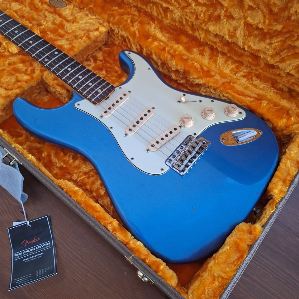 Fender Custom Shop Stratocaster 62' de segunda mano · Foto 1 de 10 · Sevilla · 4200 €