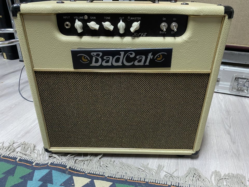 Bad Cat Lil 15 Combo 1x12 USA – Boutique Handwired de segunda mano · Foto 7 de 7 · Madrid · 1400 €