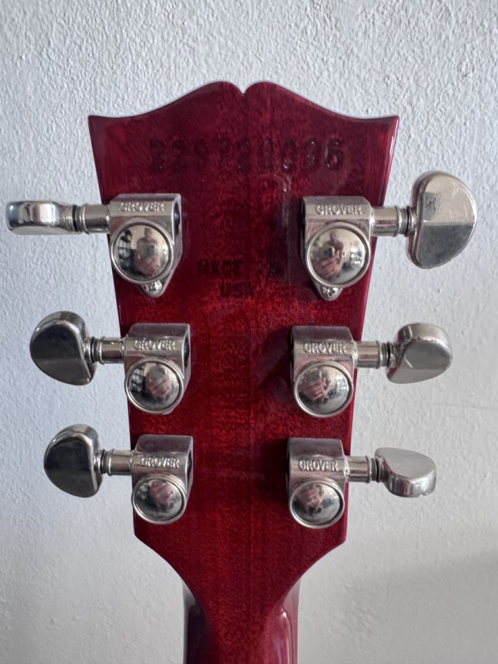 Guitarra Gibson Les Paul Standard 60s 2022 con pastillas Custombucker de segunda mano · Foto 2 de 8 · Valencia · 2000 €