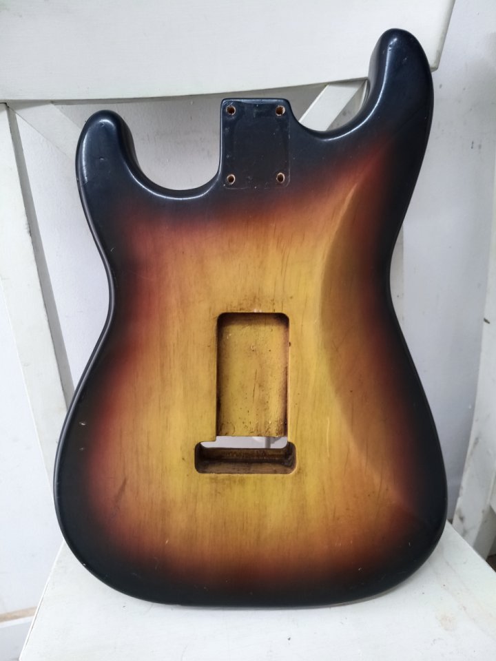 Cuerpo Stratocaster 1 pieza de segunda mano · Foto 4 de 6 · Cádiz · 350 €