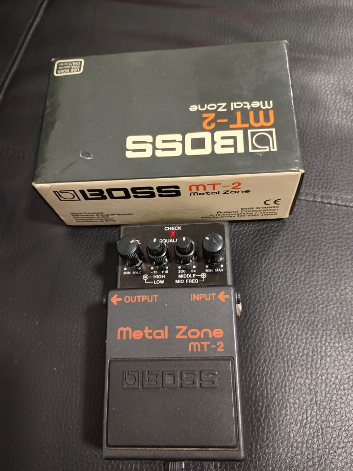 Pedal Boss MT 2 Metal Zone de segunda mano · Foto 1 de 4 · Málaga · 60 €