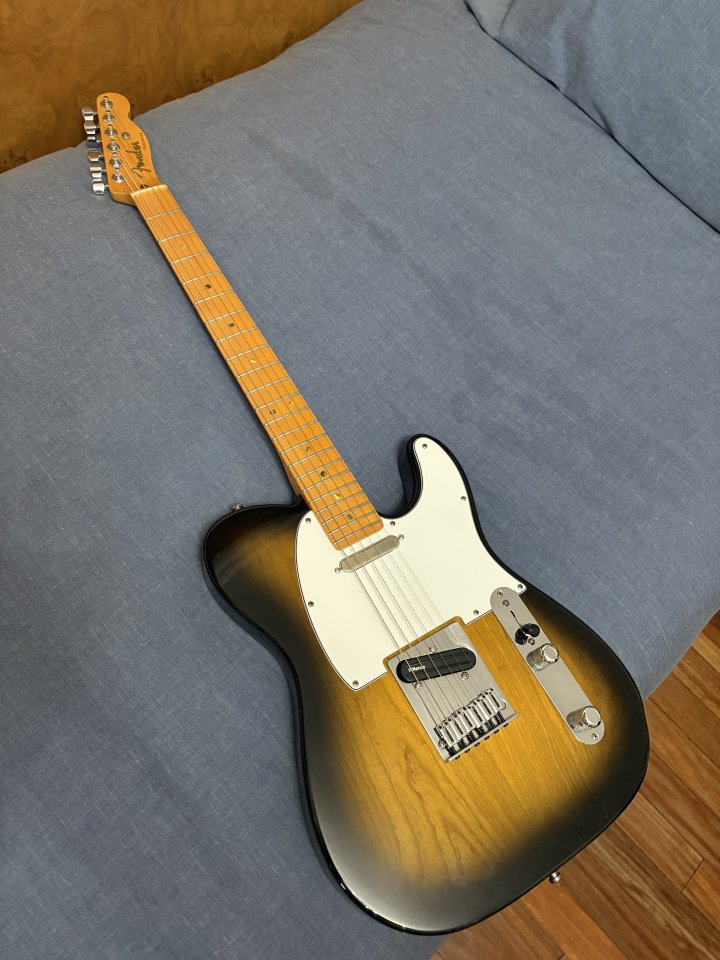 Fender Telecaster American deluxe de segunda mano · Foto 1 de 9 · Bizkaia · 1550 €