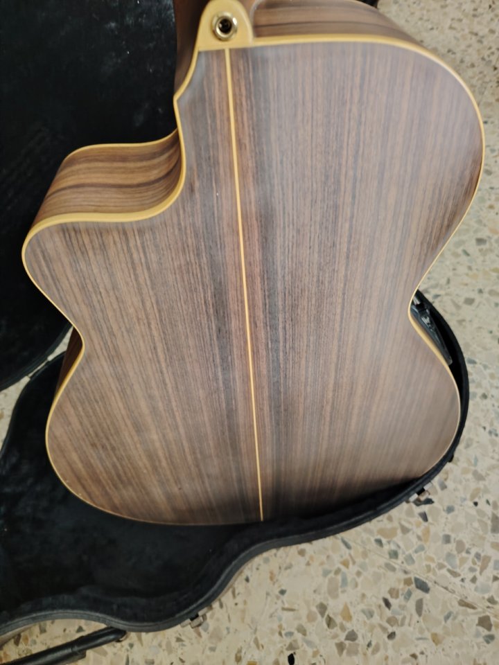 Alhambra A3 CW E5 Cedro con estuche original de segunda mano · Foto 6 de 9 · Madrid · 850 €