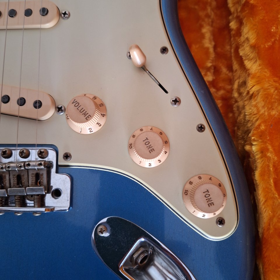 Fender Custom Shop Stratocaster 62' de segunda mano · Foto 6 de 10 · Sevilla · 4200 €